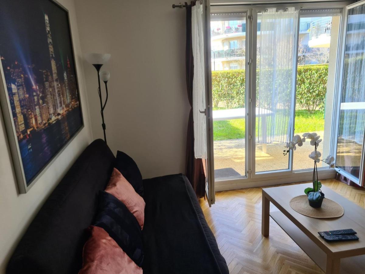Appartement avec rez de jardin à Disneyland Montévrain Exterior foto
