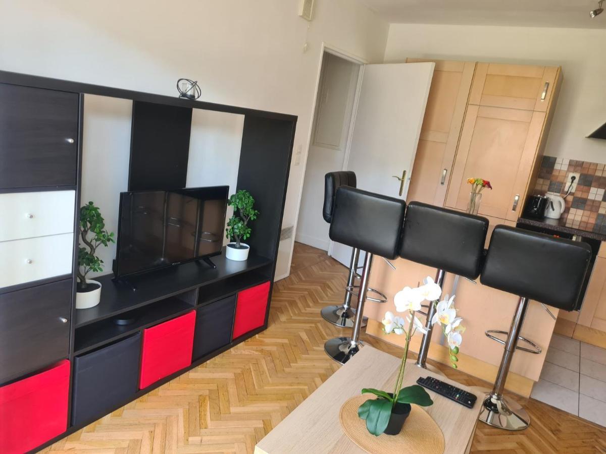 Appartement avec rez de jardin à Disneyland Montévrain Exterior foto