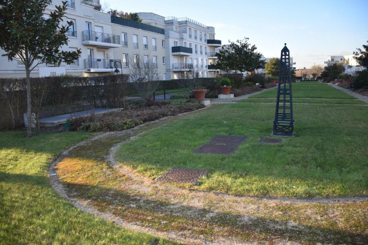 Appartement avec rez de jardin à Disneyland Montévrain Exterior foto